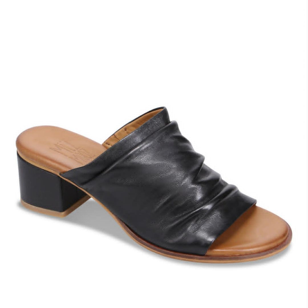 MIZ MOOZ # REMEY NOIR MIZ MOOZ # REMEY NOIR