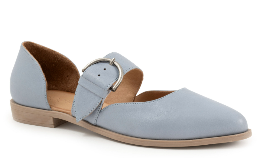 BUENO # BRITTANY BLEU